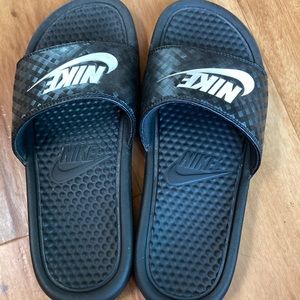 Nike slides